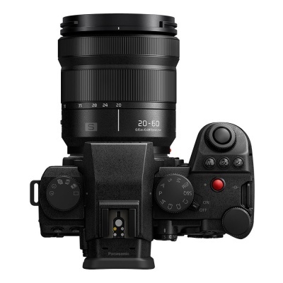 Panasonic Lumix DC-S5IIX + 20-60mm + 50mm