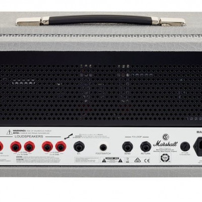 Amplificador de guitarra Marshall cinzento com painel traseiro de conexões.