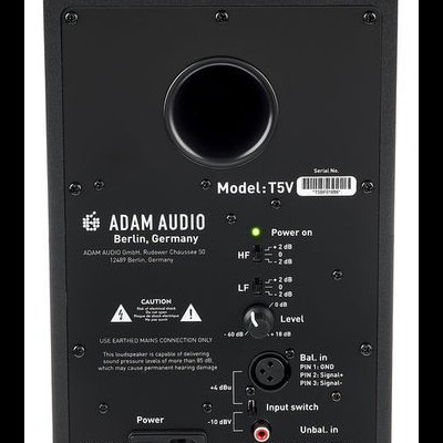Painel traseiro preto de subwoofer ADAM AUDIO T5V com botões e entradas