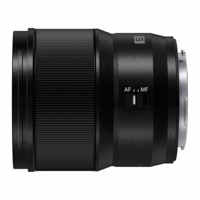 Panasonic Lumix S 85mm f/1.8 L-mount