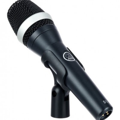 AKG D5