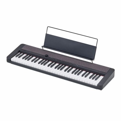 Piano digital preto de 88 teclas com suporte de partitura