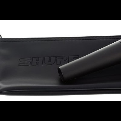 Microfone Shure SM58 preto com suporte e estojo