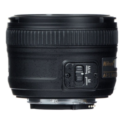 Nikon AF-S 50mm f/1.8G