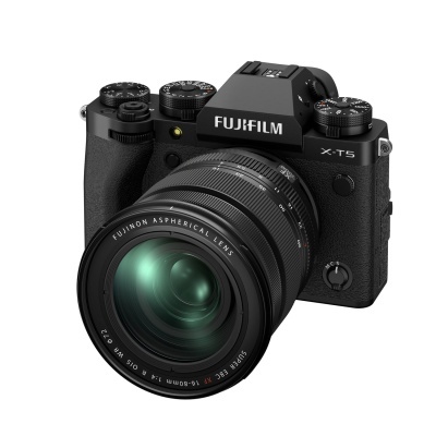Fujifilm X-T5 + XF 16-80mm f/4.0 R