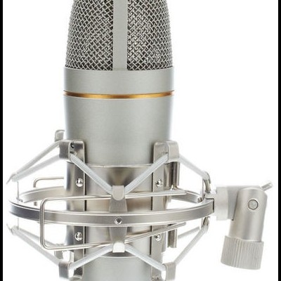 the t.bone SC 440 USB Podcast Bundle