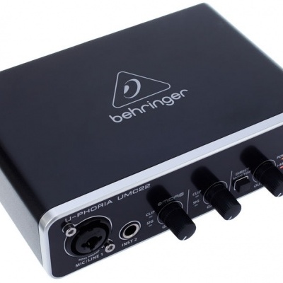 Behringer U-Phoria UMC22