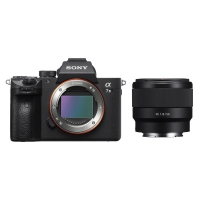 Sony A7 III + FE 50mm f/1.8