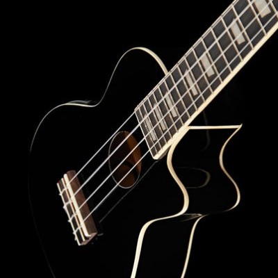 Harley Benton UK-L100E BK Soprano Ukulele