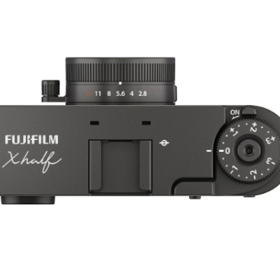 Fujifilm X half Charcoal