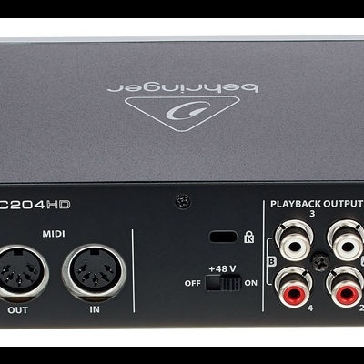 Behringer U-Phoria UMC204HD