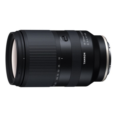 Tamron 18-300mm f/3.5-6.3 Di III-A VC VXD Sony E-mount