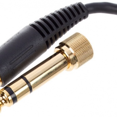 Cabo adaptador de áudio com conectores jack 3,5 mm e 6,35 mm