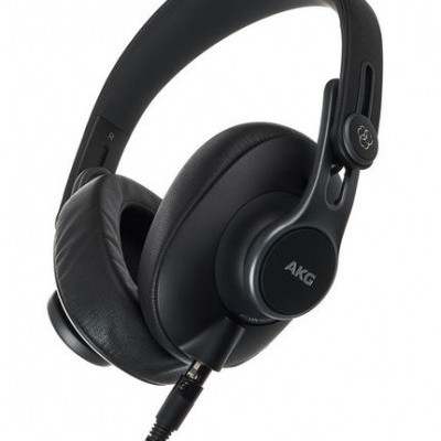 AKG K-371