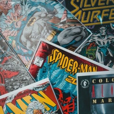 Comic Covers/ Poster Movies / Trading Cards