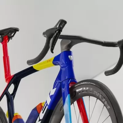 Trek Madone SLR 7 Gen 8, azul