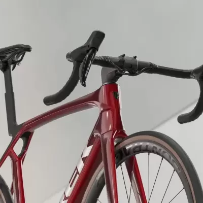 Trek Madone SL 6 Gen 8 Vermelho