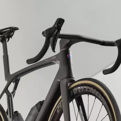 Trek Madone SLR 9 Gen 8 Preto ML