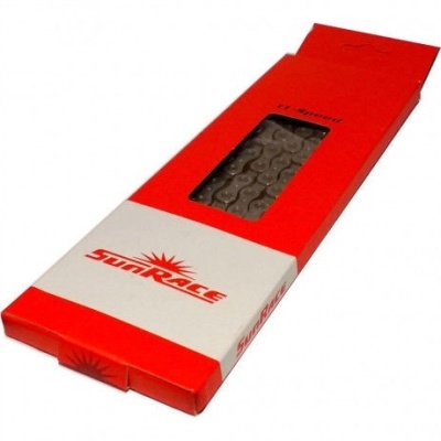 Embalagem vermelha e branca de corrente para bicicleta SunRace com janela transparente