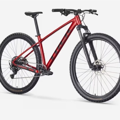 Trek Marlin 5 Gen 3 Vermelha
