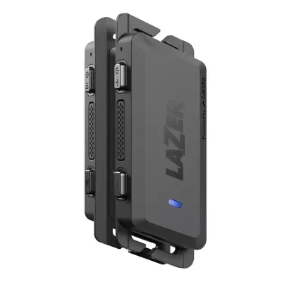 Dispositivo eletrónico preto com luz azul e texto LAZER