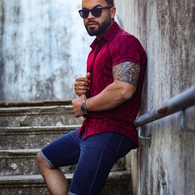 Camisa slim fit bordo