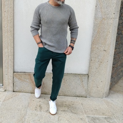 CALÇAS TAPERED VERDE