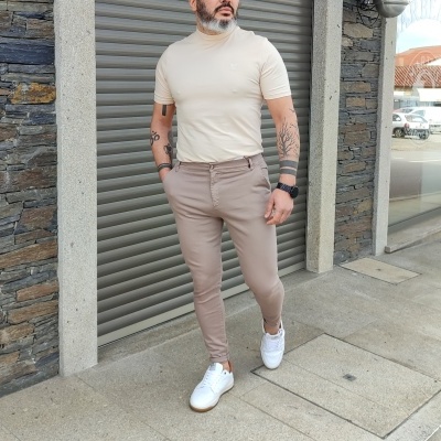 CALÇAS SARJA SLIM FIT COR TERRA