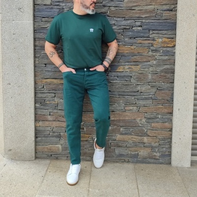 CALÇAS TAPERED VERDE