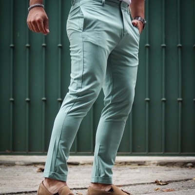 Calças de tecido com elasticidade