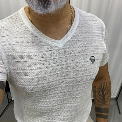 https://www.galerias-martins.pt/product/t-shirt-slim-fit-2