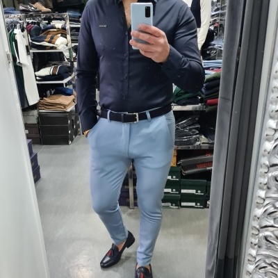 Calça slim fit , azul bebé RF:01