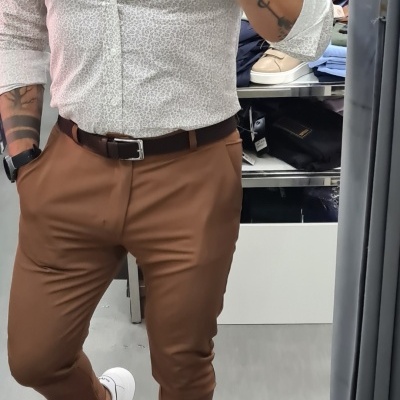 Camisa slim fit, bege