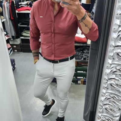 Camisa  slim fit ,vermelho cardeal