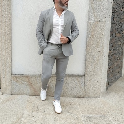 Calças slim fit , cinza riscas,RF:13