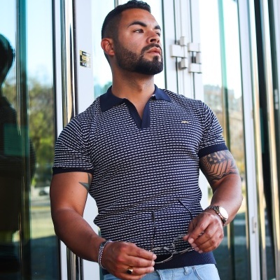 Polo tricô azul marinho