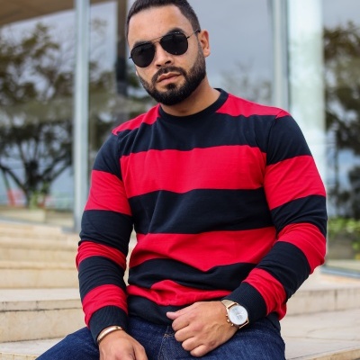 Camisola ricas vermelho, azul escuro