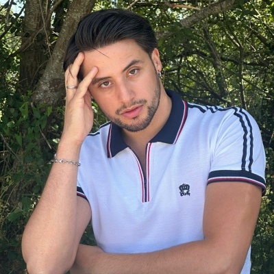 Polo slim fit, veste justo