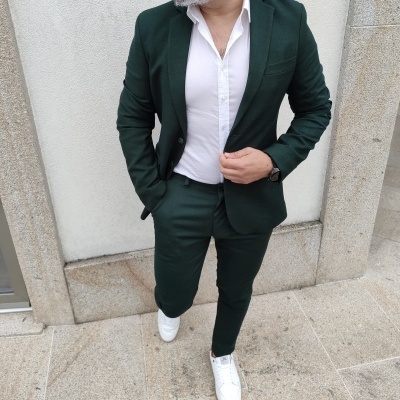 https://www.galerias-martins.pt/product/blazer-slim-fit-verde-rf-14