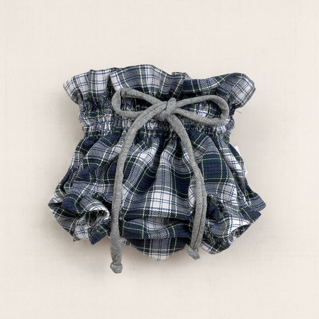 Calção infantil xadrez azul branco verde com cordão cinza