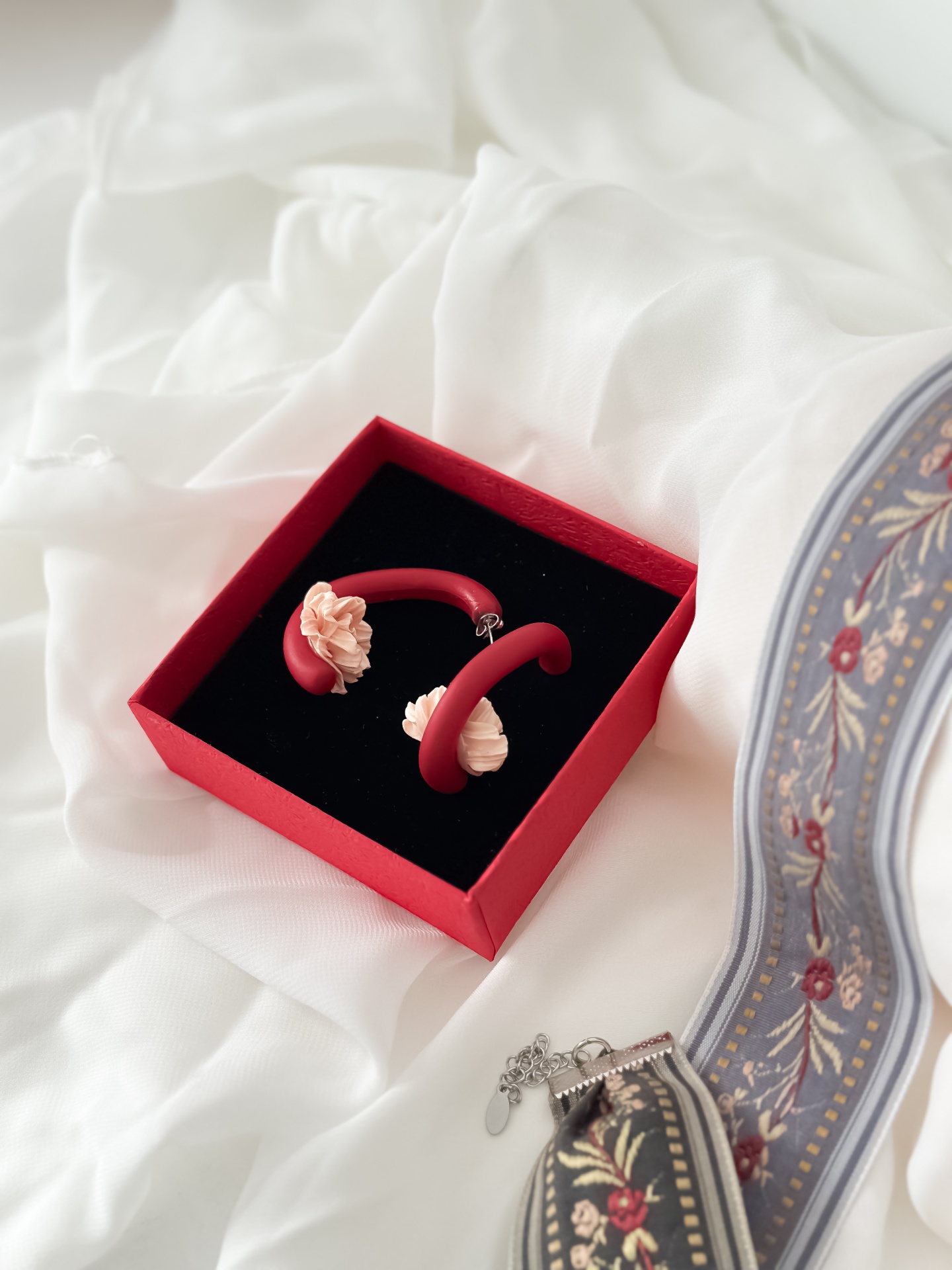 Argolas com flores Argolas com flores