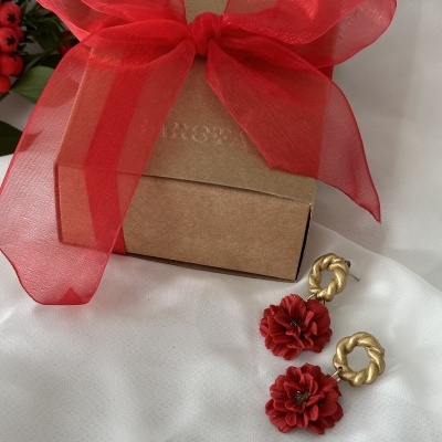 Brincos Pendentes - Flores vermelhas