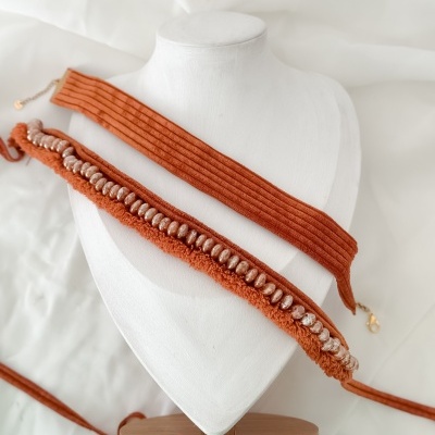 Chocker aveludado laranja