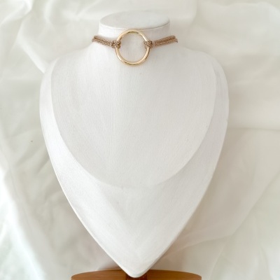 Gargantilha aro dourado