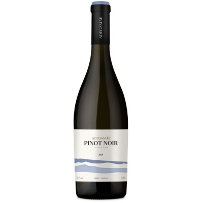https://www.garrafeiradalvalade.com/product/adega-mae-pinot-noir-tinto-2018