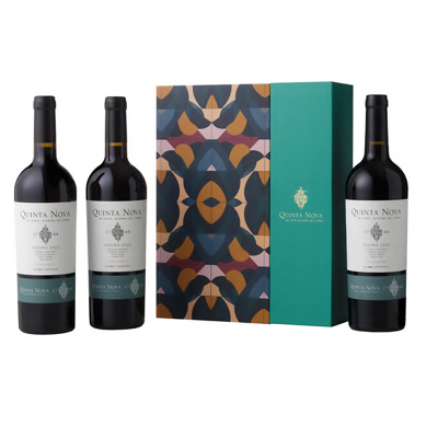 https://www.garrafeiradalvalade.com/product/conjunto-3-garrafas-quinta-nova-unoaked-tinto