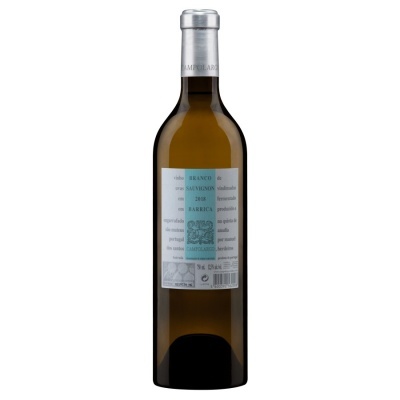 https://www.garrafeiradalvalade.com/product/campolargo-sauvignon-blanc-de-barrica-branco-2018