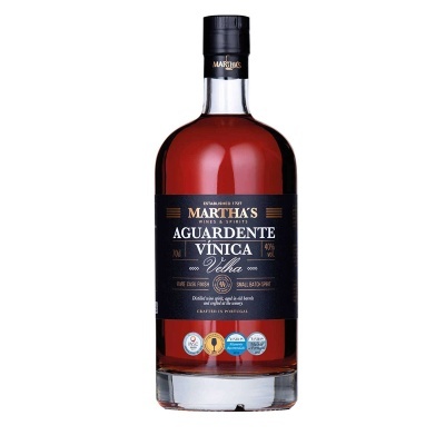 https://www.garrafeiradalvalade.com/product/martha-s-aguardente-vinica-velha