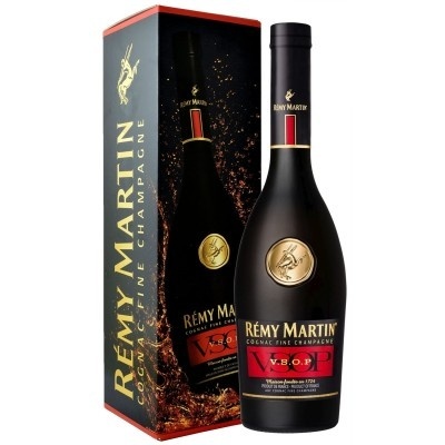 https://www.garrafeiradalvalade.com/product/remy-martin-vsop