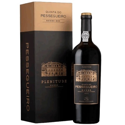 https://www.garrafeiradalvalade.com/product/quinta-do-pessegueiro-plenitude-tinto-2022